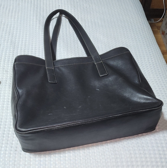 COACH EUC 5209 BLACK HAMPTON LEATHER PADDED LAPTOP BUSINESS TOTE BAG - Picture 4 of 12